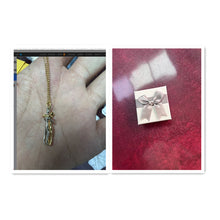 Unisex Hug Necklace