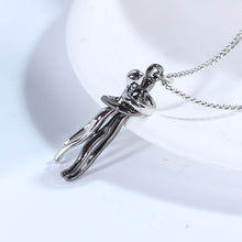 Unisex Hug Necklace